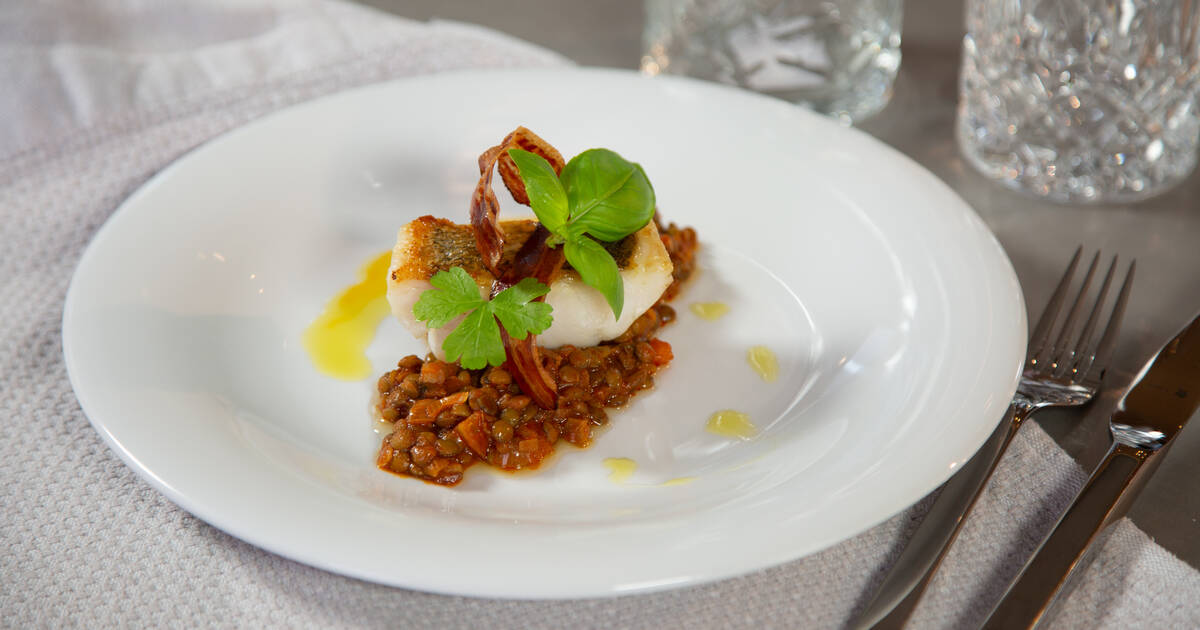 Pikeperch on Speck-tomato-lentils - HANDL TYROL