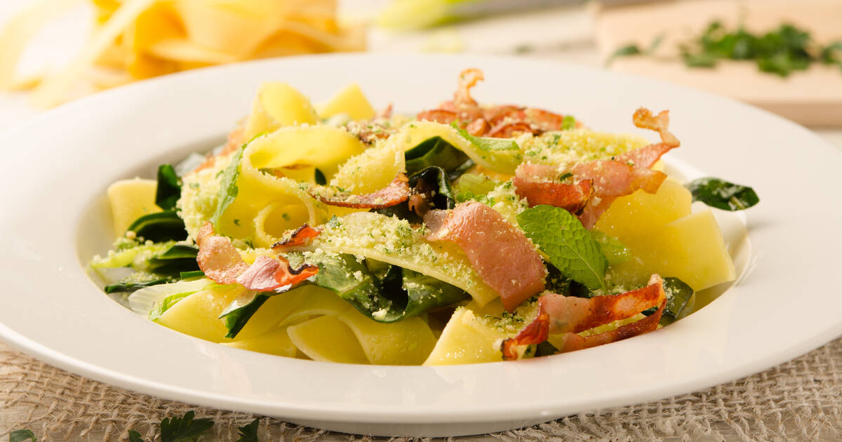 Chard Noodles with Speck - HANDL TYROL