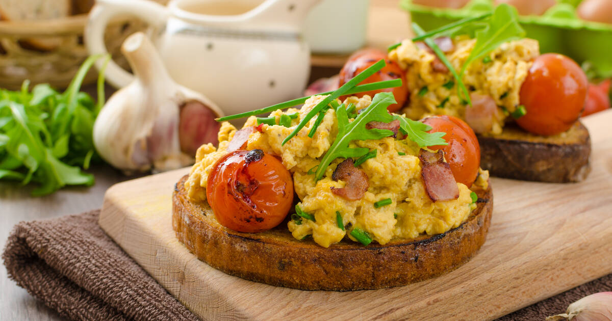 Breakfast Toast with Eggs and Speck - HANDL TYROL