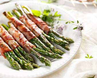 Asparagus with Tyrolean Ham Handl Tyrol