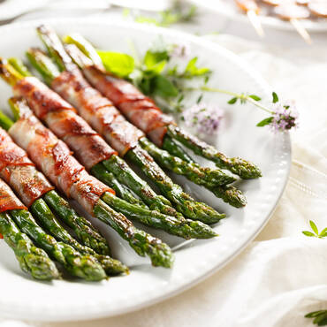 Asparagus with Tyrolean Ham Handl Tyrol